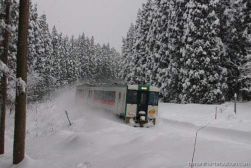 雪と陸羽西線